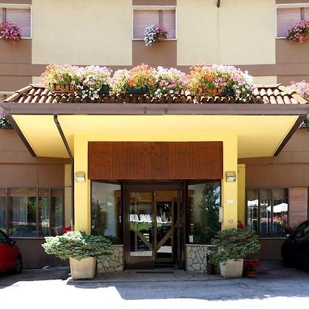 Family Hotel Como Rivisondoli Zewnętrze zdjęcie