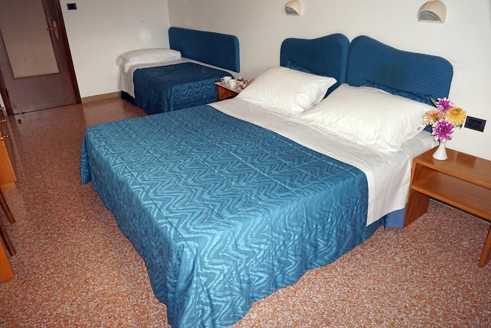 Family Hotel Como Rivisondoli Zewnętrze zdjęcie
